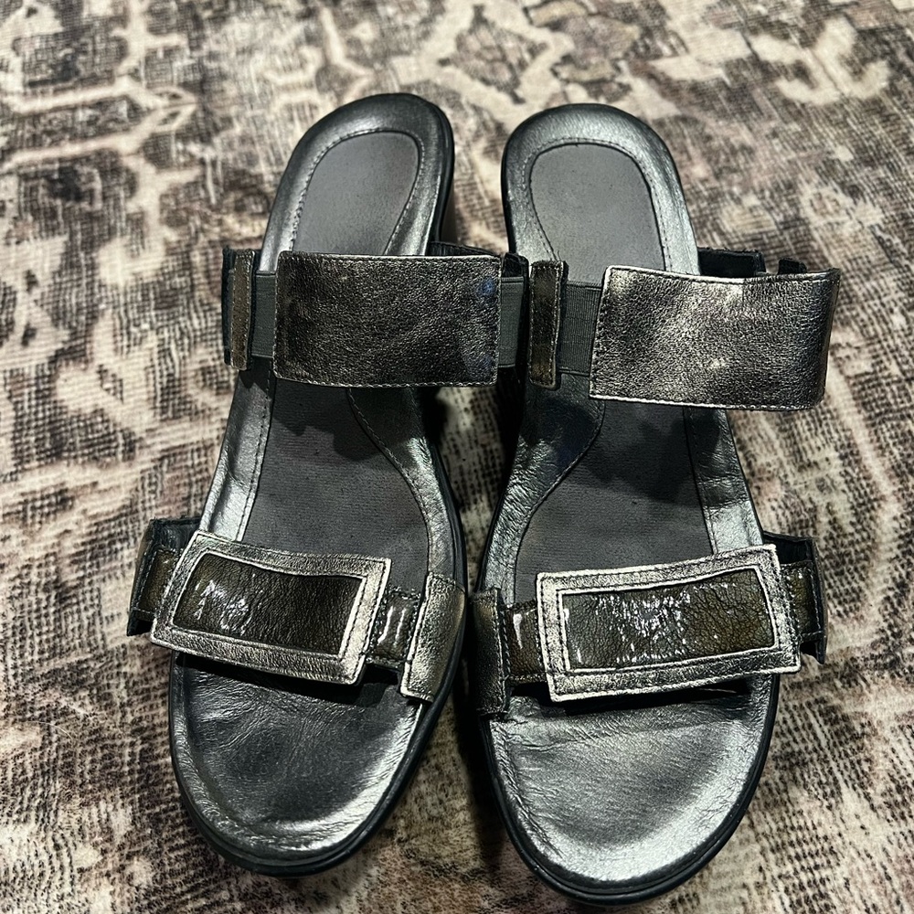 Naot Silver and Gray Sandals